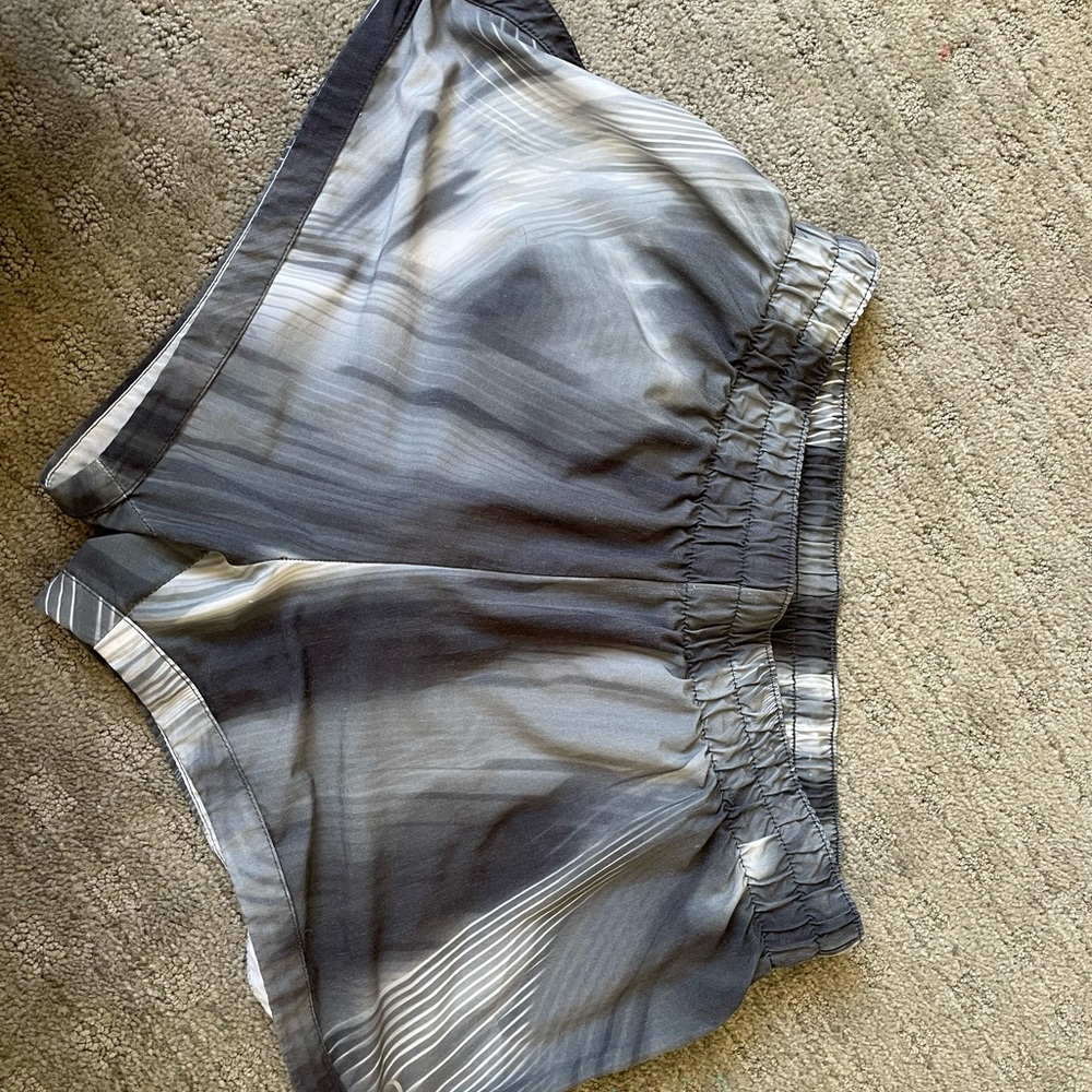 Gap shorts